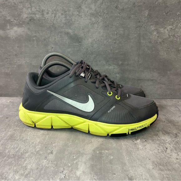 Nike Training Quick Fit Sneakers 415257-003 Womens sz 10 - grey - Picture 1 of 7